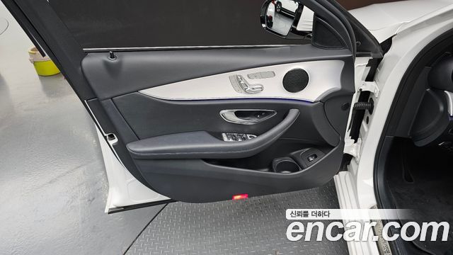 Mercedes-Benz E-Class (W213) E250 Avantgarde 2021 — фото 24