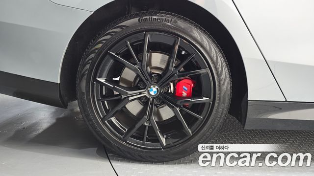 BMW 5 Series (G60) 520i Special Edition 2025 — фото 5