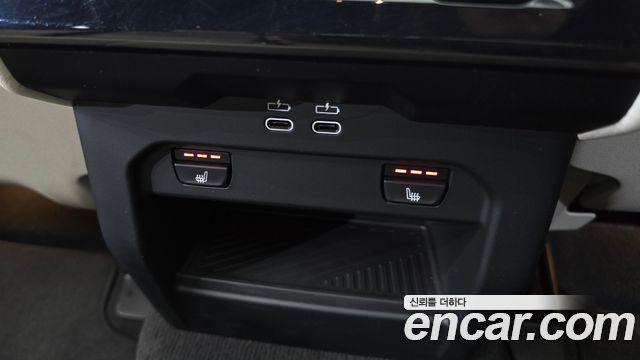 BMW 5 Series (G60) 520i Special Edition 2025 — фото 12