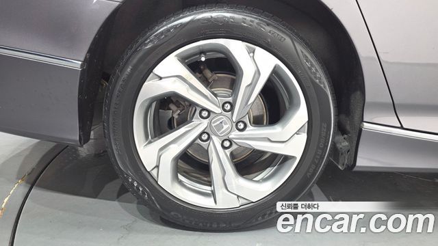 Honda Accord (X) 1.5 Turbo 2019 — фото 5