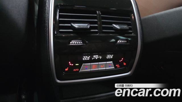 BMW X6 (G06) xDrive40i M Sport 2022 — фото 18