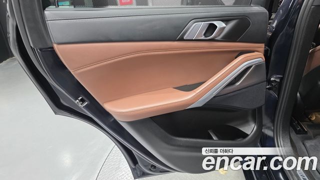 BMW X6 (G06) xDrive40i M Sport 2022 — фото 25