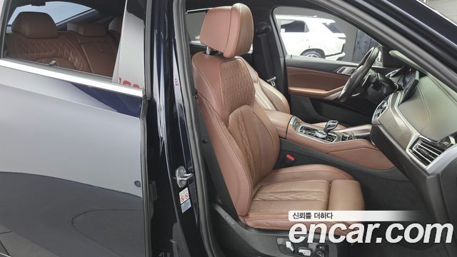 BMW X6 (G06) xDrive40i M Sport 2022 — фото 26