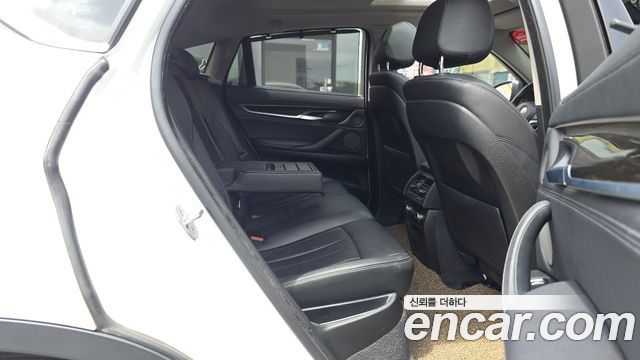 BMW X6 (F16) xDrive 30d 2018 — фото 12