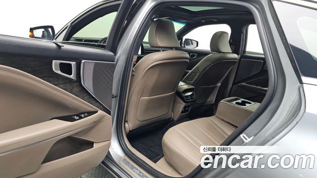 Kia K8 2.5 Gasoline 2WD Noblesse 2022 — фото 11