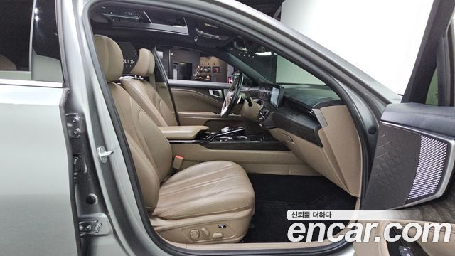 Kia K8 2.5 Gasoline 2WD Noblesse 2022 — фото 12
