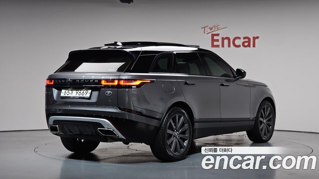 Land Rover Range Rover Velar 3.0 P380 R-Dynamic SE 2018 — фото 2