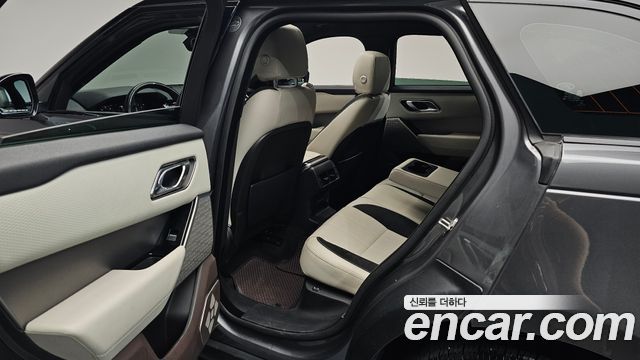 Land Rover Range Rover Velar 3.0 P380 R-Dynamic SE 2018 — фото 11