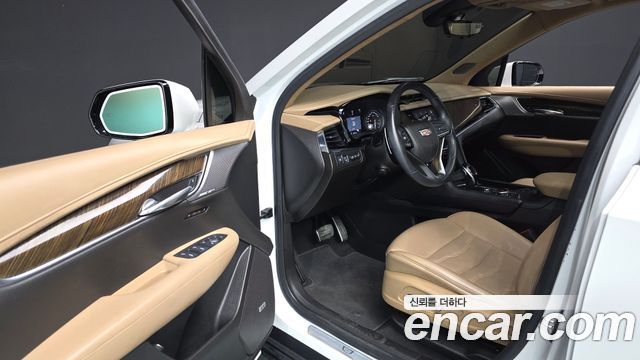 Cadillac XT6 3.6 Sport 2021 — фото 10