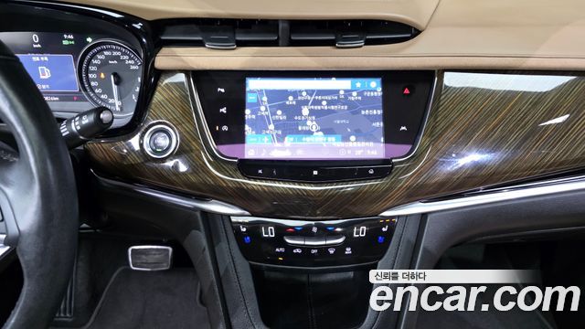 Cadillac XT6 3.6 Sport 2021 — фото 17