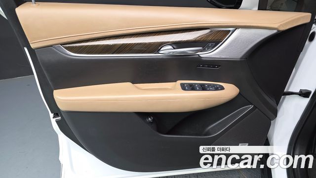 Cadillac XT6 3.6 Sport 2021 — фото 30