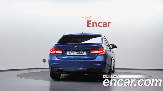 BMW 3 Series (F30) 330e iPerformance M Sport 2017 — фото 4