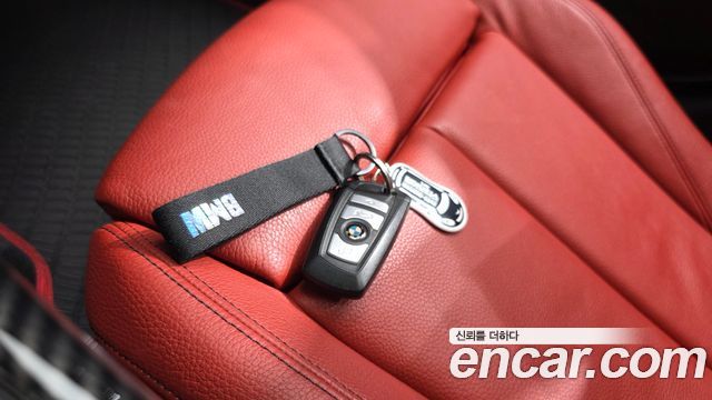 BMW 3 Series (F30) 330e iPerformance M Sport 2017 — фото 32