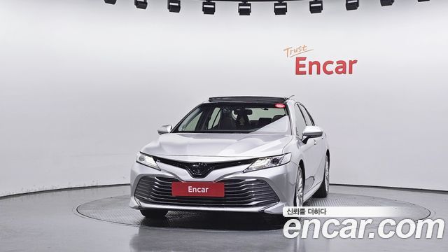 Toyota Camry (XV70) 2.5 2018 — фото 3