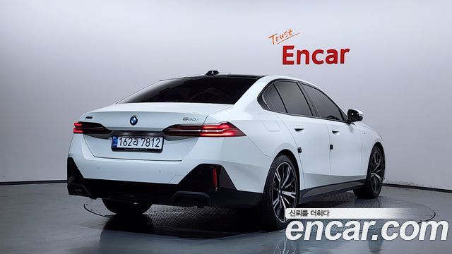 BMW 5 Series (G60) 530i xDrive M Sport 2025 — фото 2