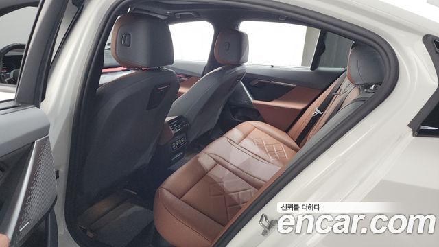 BMW 5 Series (G60) 530i xDrive M Sport 2025 — фото 20