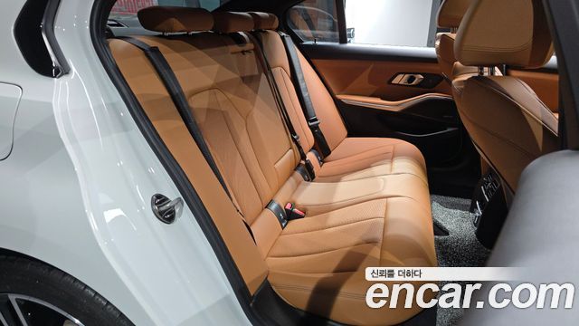BMW 3 Series (G20) 320i M Sport 2025 — фото 11