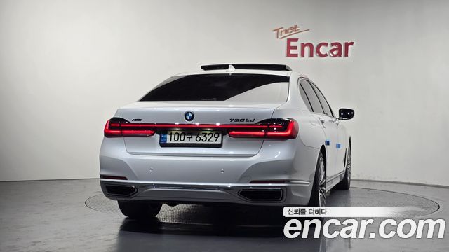 BMW 7 Series (G11) 730Ld xDrive Design Pure Excellence 2022 — фото 4
