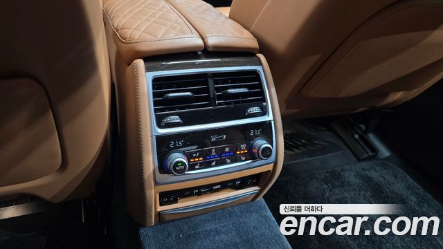 BMW 7 Series (G11) 730Ld xDrive Design Pure Excellence 2022 — фото 19