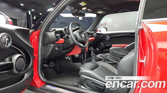 MINI Cooper Standard Third Generation 2017 — фото 10