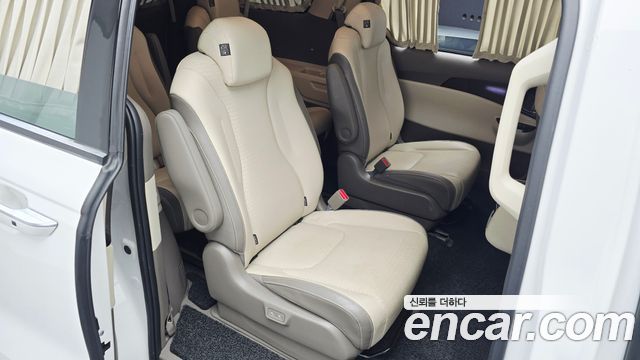 Kia Carnival (IV) Gasoline 9-Seater Hi-Limousine Signature 2023 — фото 11