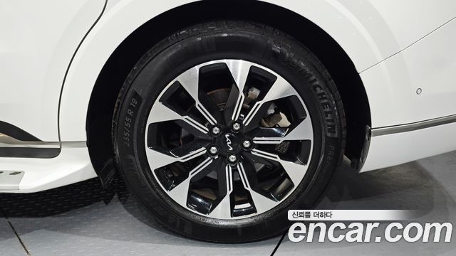 Kia Carnival (IV) Gasoline 9-Seater Hi-Limousine Signature 2023 — фото 21