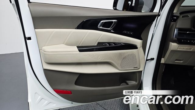 Kia Carnival (IV) Gasoline 9-Seater Hi-Limousine Signature 2023 — фото 24