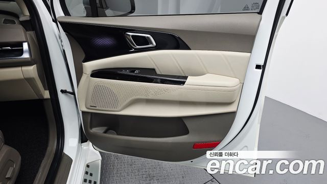 Kia Carnival (IV) Gasoline 9-Seater Hi-Limousine Signature 2023 — фото 25