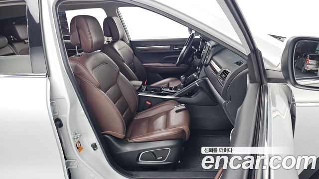 Renault Korea QM6 2.0 LPe RE Signature 2WD 2020 — фото 32