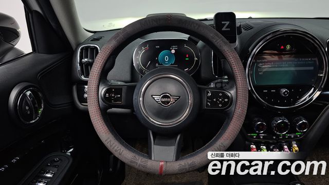 MINI Cooper Countryman Classic 2nd 2024 — фото 12