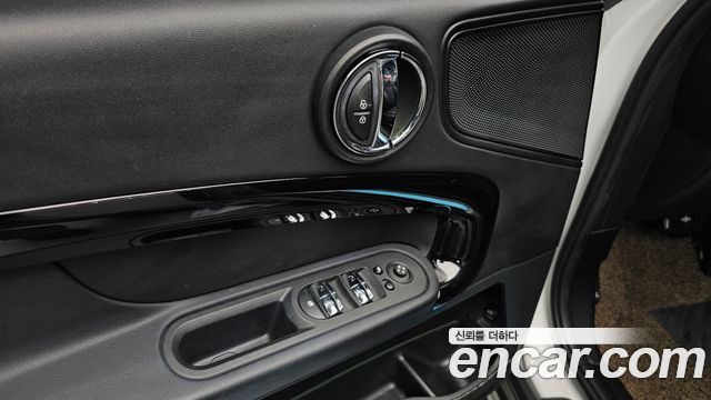 MINI Cooper Countryman Classic 2nd 2024 — фото 17