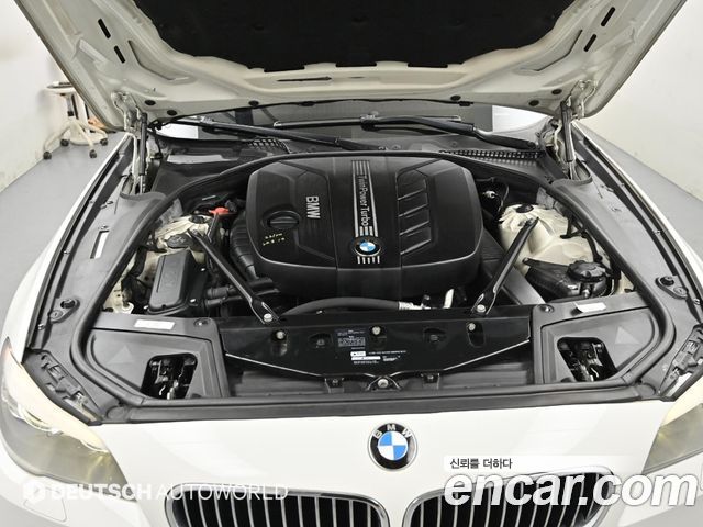 BMW 5 Series (F10) 520d M Sport 2013 — фото 6