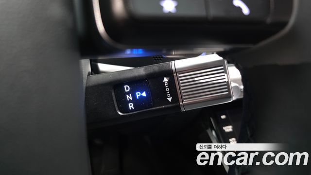 Hyundai Grandeur (GN7) 2,5 Gasoline 2WD Exclusive 2023 — фото 9