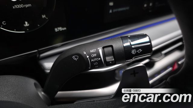 Hyundai Grandeur (GN7) 2,5 Gasoline 2WD Exclusive 2023 — фото 29