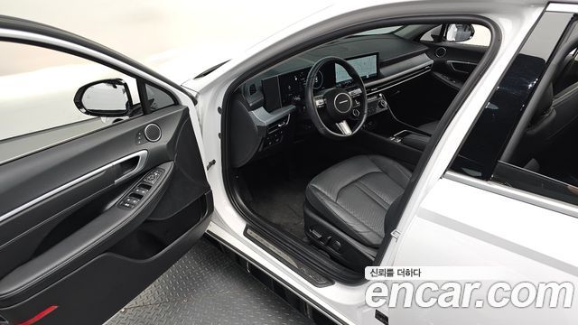 Hyundai Sonata The Edge (DN8) 2.0 Exclusive 2024 — фото 10