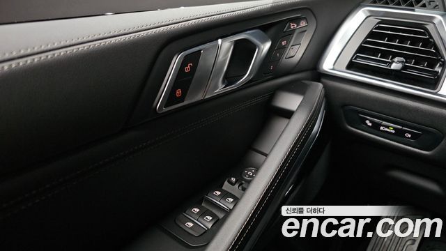 BMW X6 (G06) xDrive30d M Sport 2026 — фото 39