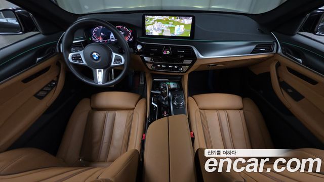 BMW 5 Series (G30) 520i M Sport 2023 — фото 7