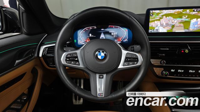 BMW 5 Series (G30) 520i M Sport 2023 — фото 17