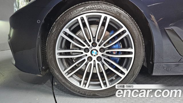 BMW 5 Series (G30) 530i M Sport Package Plus 2020 — фото 5