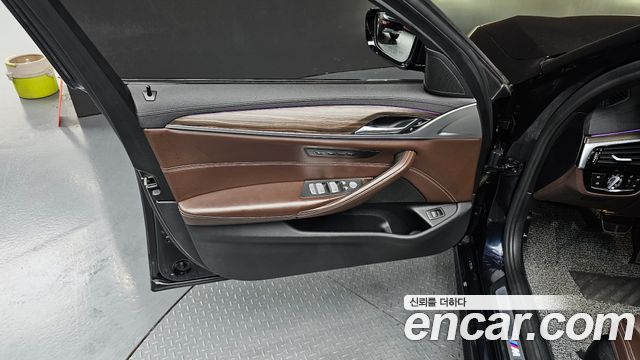 BMW 5 Series (G30) 530i M Sport Package Plus 2020 — фото 24