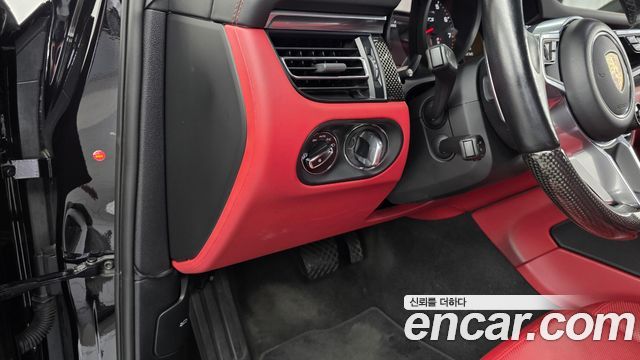 Porsche Macan 2.9 GTS 95B 2020 — фото 18