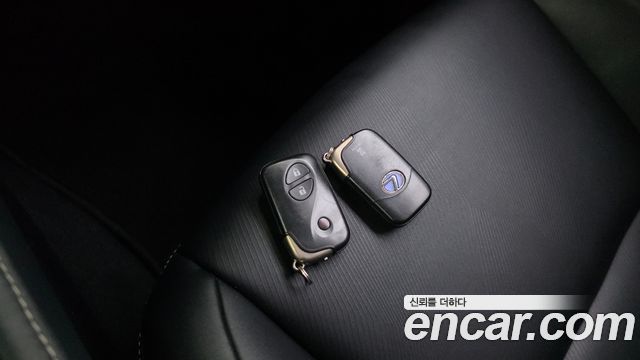 Lexus CT200h 1.8 Supreme ZWA10 2016 — фото 17