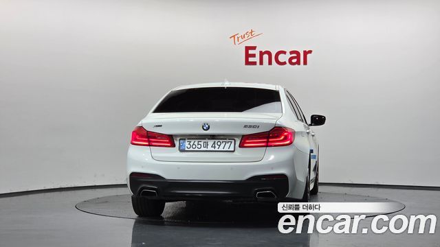 BMW 5 Series (G30) 530i M Sport Package Plus 2017 — фото 4