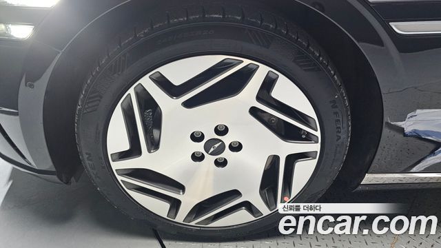 Genesis G90 (RS4) Gasoline 3.5 Turbo AWD 2022 — фото 5
