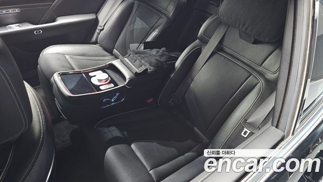 Genesis G90 (RS4) Gasoline 3.5 Turbo AWD 2022 — фото 32
