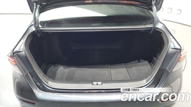 Honda Accord (XI) 2.0 Hybrid Touring 2023 — фото 20
