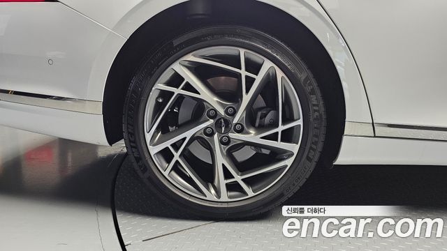 Genesis G90 (RS4) Gasoline 3.5 Turbo AWD 2022 — фото 5