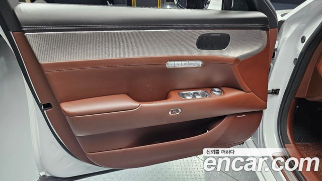 Genesis G90 (RS4) Gasoline 3.5 Turbo AWD 2022 — фото 30