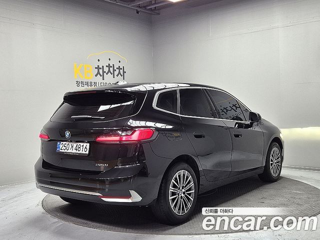 BMW 2 Series Active Tourer (U06) 220i Luxury 2025 — фото 2