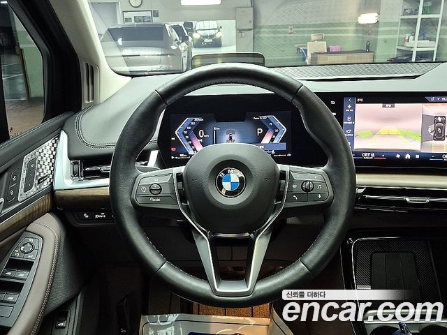 BMW 2 Series Active Tourer (U06) 220i Luxury 2025 — фото 8